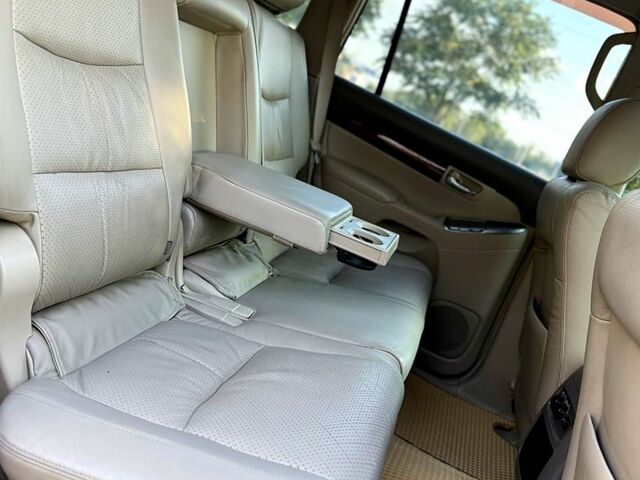 Серый Тойота Ленд Крузер Прадо, объемом двигателя 2.7 л и пробегом 300 тыс. км за 11000 $, фото 12 на Automoto.ua