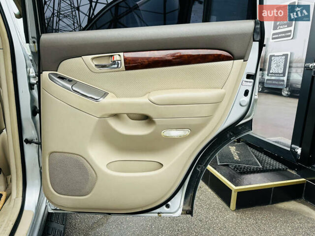 Сірий Тойота Ленд Крузер Прадо, об'ємом двигуна 4 л та пробігом 284 тис. км за 12500 $, фото 22 на Automoto.ua