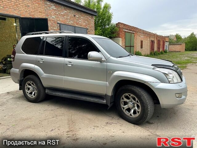 Сірий Тойота Ленд Крузер Прадо, об'ємом двигуна 4 л та пробігом 330 тис. км за 12700 $, фото 7 на Automoto.ua