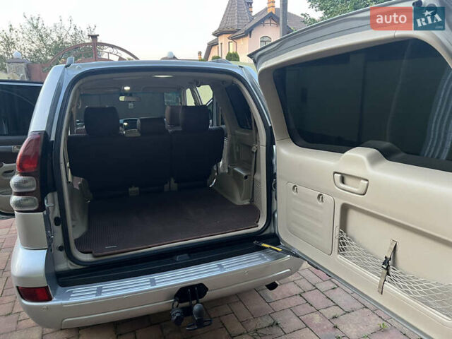 Серый Тойота Ленд Крузер Прадо, объемом двигателя 2.7 л и пробегом 275 тыс. км за 11999 $, фото 19 на Automoto.ua