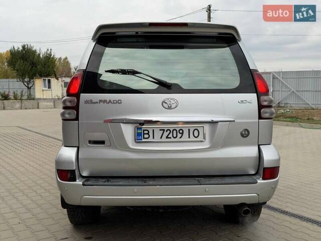 Серый Тойота Ленд Крузер Прадо, объемом двигателя 2.69 л и пробегом 330 тыс. км за 9500 $, фото 7 на Automoto.ua