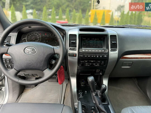 Сірий Тойота Ленд Крузер Прадо, об'ємом двигуна 4 л та пробігом 344 тис. км за 12000 $, фото 41 на Automoto.ua