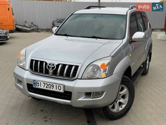 Серый Тойота Ленд Крузер Прадо, объемом двигателя 2.69 л и пробегом 330 тыс. км за 9500 $, фото 4 на Automoto.ua