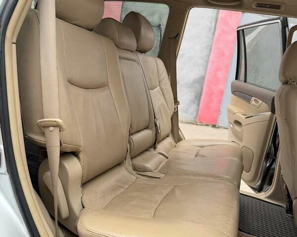 Серый Тойота Ленд Крузер Прадо, объемом двигателя 2.69 л и пробегом 330 тыс. км за 9500 $, фото 24 на Automoto.ua