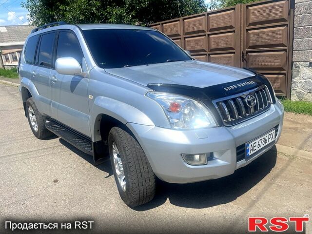 Сірий Тойота Ленд Крузер Прадо, об'ємом двигуна 4 л та пробігом 330 тис. км за 12700 $, фото 5 на Automoto.ua