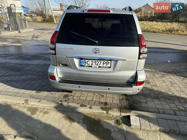 Сірий Тойота Ленд Крузер Прадо, об'ємом двигуна 3.96 л та пробігом 310 тис. км за 12500 $, фото 5 на Automoto.ua