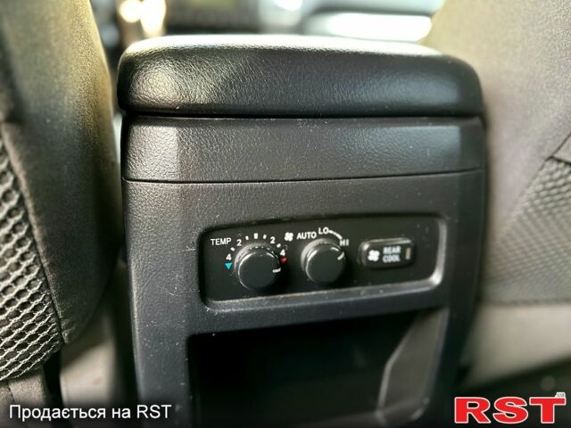 Сірий Тойота Ленд Крузер Прадо, об'ємом двигуна 2.7 л та пробігом 265 тис. км за 9800 $, фото 6 на Automoto.ua