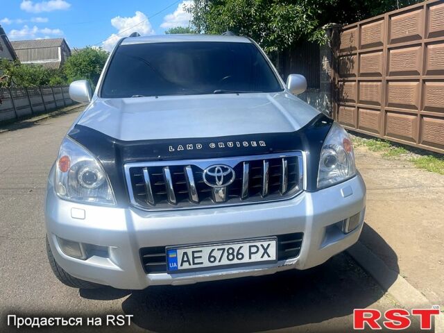 Сірий Тойота Ленд Крузер Прадо, об'ємом двигуна 4 л та пробігом 330 тис. км за 12700 $, фото 2 на Automoto.ua