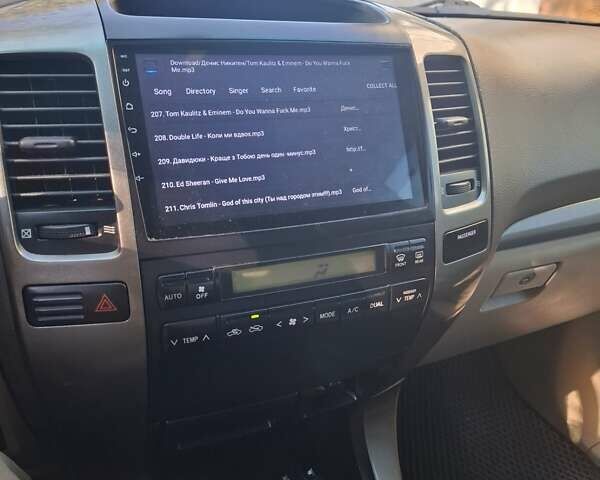 Серый Тойота Ленд Крузер Прадо, объемом двигателя 2.69 л и пробегом 220 тыс. км за 9500 $, фото 12 на Automoto.ua