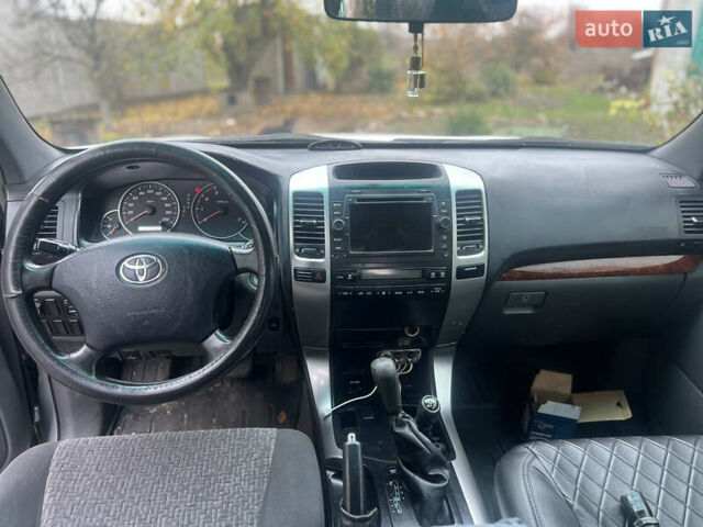 Серый Тойота Ленд Крузер Прадо, объемом двигателя 2.7 л и пробегом 297 тыс. км за 8900 $, фото 6 на Automoto.ua