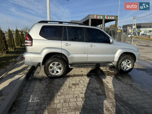 Сірий Тойота Ленд Крузер Прадо, об'ємом двигуна 3.96 л та пробігом 310 тис. км за 12500 $, фото 4 на Automoto.ua