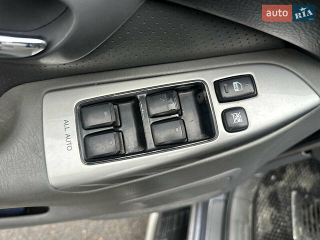 Серый Тойота Ленд Крузер Прадо, объемом двигателя 2.98 л и пробегом 524 тыс. км за 16000 $, фото 12 на Automoto.ua