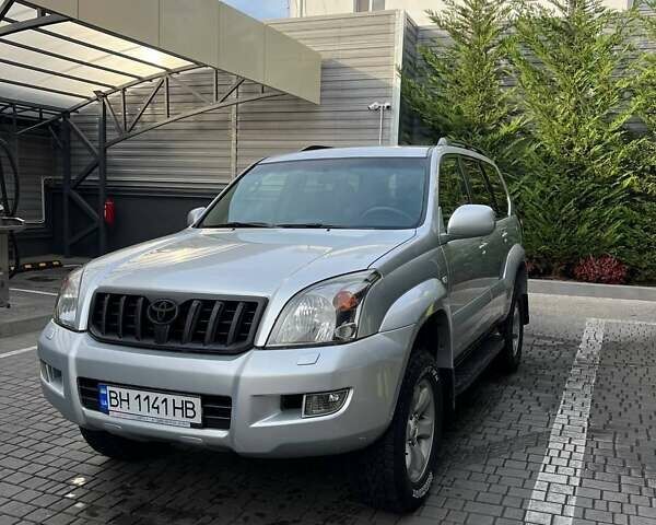 Сірий Тойота Ленд Крузер Прадо, об'ємом двигуна 3.96 л та пробігом 300 тис. км за 14500 $, фото 1 на Automoto.ua