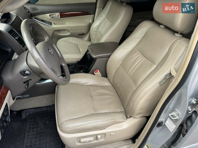 Сірий Тойота Ленд Крузер Прадо, об'ємом двигуна 3.96 л та пробігом 335 тис. км за 14200 $, фото 7 на Automoto.ua