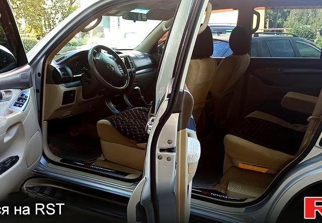 Серый Тойота Ленд Крузер Прадо, объемом двигателя 2.7 л и пробегом 305 тыс. км за 12500 $, фото 8 на Automoto.ua