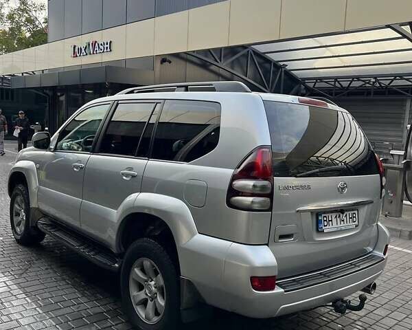 Сірий Тойота Ленд Крузер Прадо, об'ємом двигуна 3.96 л та пробігом 300 тис. км за 14500 $, фото 3 на Automoto.ua