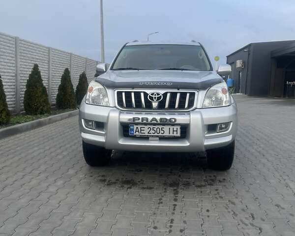 Серый Тойота Ленд Крузер Прадо, объемом двигателя 2.7 л и пробегом 149 тыс. км за 12800 $, фото 2 на Automoto.ua