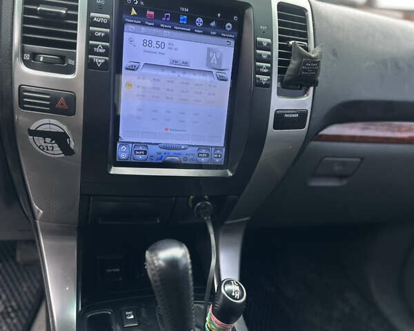 Серый Тойота Ленд Крузер Прадо, объемом двигателя 2.98 л и пробегом 524 тыс. км за 16000 $, фото 19 на Automoto.ua