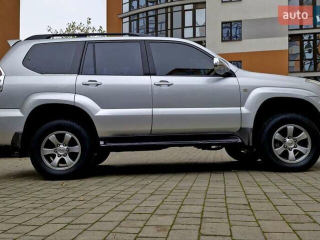 Серый Тойота Ленд Крузер Прадо, объемом двигателя 2.69 л и пробегом 327 тыс. км за 12950 $, фото 32 на Automoto.ua