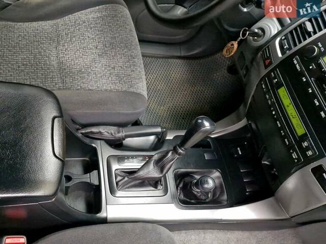 Серый Тойота Ленд Крузер Прадо, объемом двигателя 2.69 л и пробегом 327 тыс. км за 12950 $, фото 53 на Automoto.ua