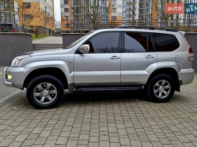 Серый Тойота Ленд Крузер Прадо, объемом двигателя 2.69 л и пробегом 327 тыс. км за 12950 $, фото 17 на Automoto.ua