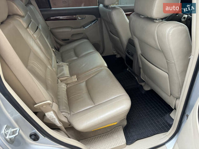 Сірий Тойота Ленд Крузер Прадо, об'ємом двигуна 3.96 л та пробігом 335 тис. км за 14200 $, фото 11 на Automoto.ua