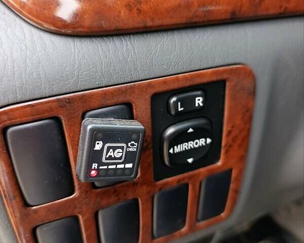 Сірий Тойота Ленд Крузер Прадо, об'ємом двигуна 2.7 л та пробігом 300 тис. км за 10000 $, фото 15 на Automoto.ua