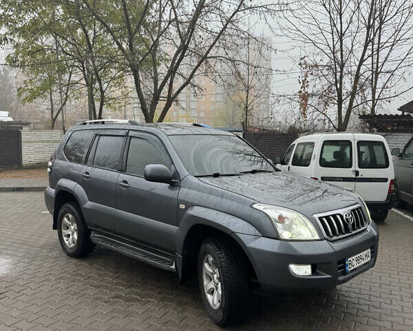 Серый Тойота Ленд Крузер Прадо, объемом двигателя 4 л и пробегом 378 тыс. км за 11999 $, фото 2 на Automoto.ua