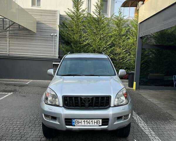 Сірий Тойота Ленд Крузер Прадо, об'ємом двигуна 3.96 л та пробігом 300 тис. км за 14500 $, фото 2 на Automoto.ua