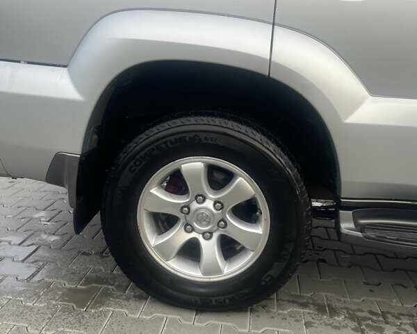 Серый Тойота Ленд Крузер Прадо, объемом двигателя 2.7 л и пробегом 149 тыс. км за 12800 $, фото 7 на Automoto.ua