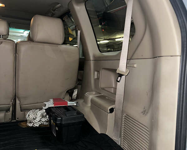 Серый Тойота Ленд Крузер Прадо, объемом двигателя 3.96 л и пробегом 250 тыс. км за 14000 $, фото 34 на Automoto.ua