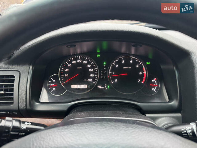 Серый Тойота Ленд Крузер Прадо, объемом двигателя 4 л и пробегом 378 тыс. км за 11999 $, фото 16 на Automoto.ua