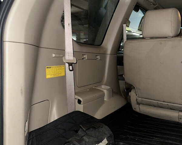 Серый Тойота Ленд Крузер Прадо, объемом двигателя 3.96 л и пробегом 250 тыс. км за 14000 $, фото 35 на Automoto.ua