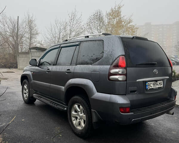 Серый Тойота Ленд Крузер Прадо, объемом двигателя 4 л и пробегом 378 тыс. км за 11999 $, фото 12 на Automoto.ua