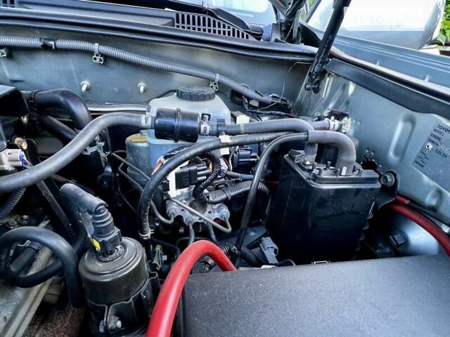Серый Тойота Ленд Крузер Прадо, объемом двигателя 3.96 л и пробегом 57 тыс. км за 17999 $, фото 148 на Automoto.ua