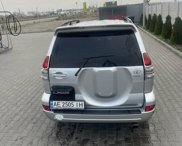 Серый Тойота Ленд Крузер Прадо, объемом двигателя 2.7 л и пробегом 149 тыс. км за 12800 $, фото 10 на Automoto.ua