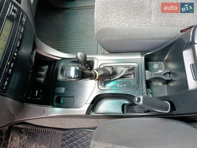 Сірий Тойота Ленд Крузер Прадо, об'ємом двигуна 2.7 л та пробігом 300 тис. км за 10000 $, фото 13 на Automoto.ua