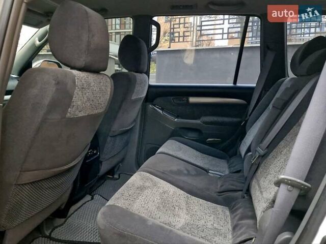 Серый Тойота Ленд Крузер Прадо, объемом двигателя 2.69 л и пробегом 327 тыс. км за 12950 $, фото 50 на Automoto.ua