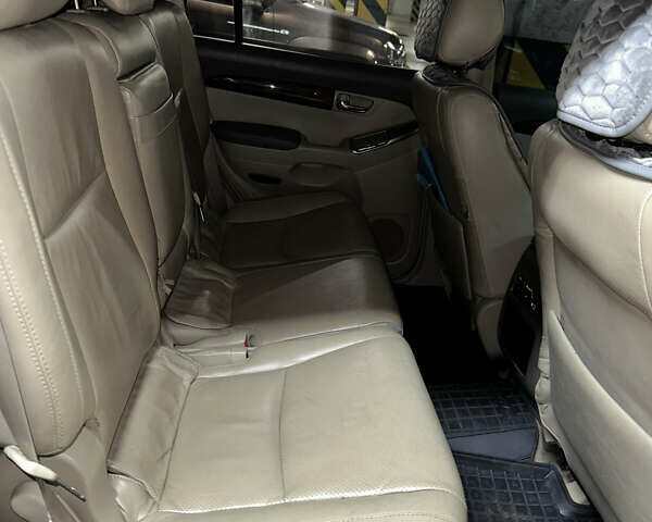 Серый Тойота Ленд Крузер Прадо, объемом двигателя 3.96 л и пробегом 250 тыс. км за 14000 $, фото 22 на Automoto.ua