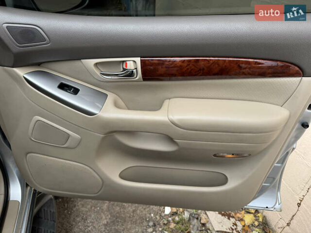 Сірий Тойота Ленд Крузер Прадо, об'ємом двигуна 3.96 л та пробігом 335 тис. км за 14200 $, фото 17 на Automoto.ua