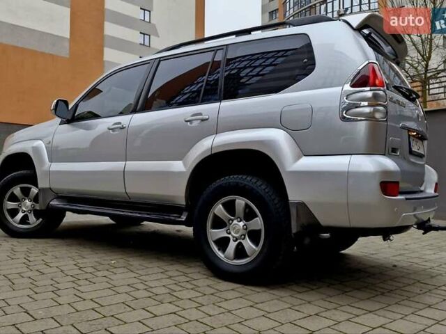 Серый Тойота Ленд Крузер Прадо, объемом двигателя 2.69 л и пробегом 327 тыс. км за 12950 $, фото 13 на Automoto.ua