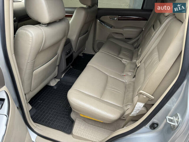 Сірий Тойота Ленд Крузер Прадо, об'ємом двигуна 3.96 л та пробігом 335 тис. км за 14200 $, фото 13 на Automoto.ua