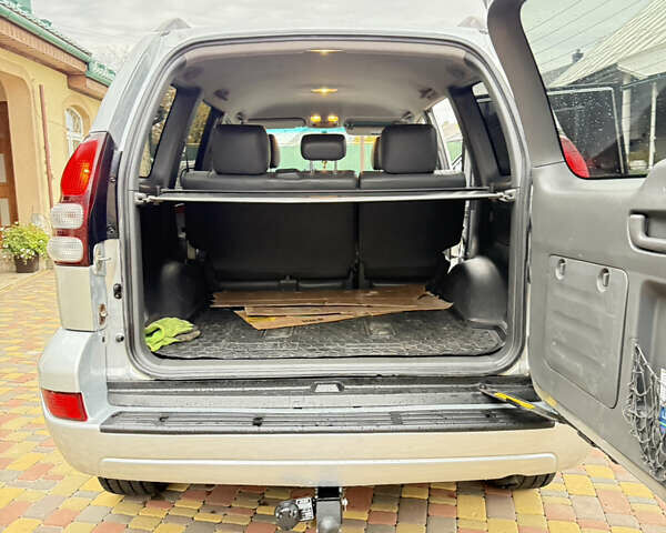 Сірий Тойота Ленд Крузер Прадо, об'ємом двигуна 2.98 л та пробігом 312 тис. км за 19700 $, фото 4 на Automoto.ua