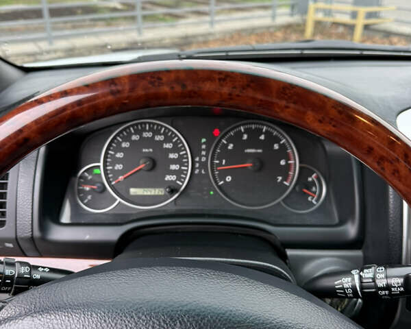 Серый Тойота Ленд Крузер Прадо, объемом двигателя 3.96 л и пробегом 147 тыс. км за 20500 $, фото 14 на Automoto.ua