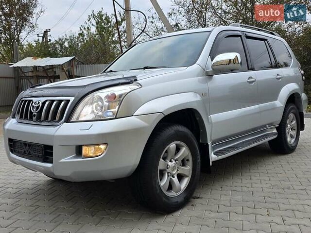 Тойота Ленд Крузер Прадо 2006 в Хмельницком на Automoto.ua Серый Тойота Ленд Крузер Прадо, объемом двигателя 4 л и пробегом 254 тыс. км за 12999 $, фото 8 на Automoto.ua