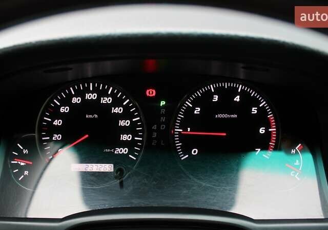 Сірий Тойота Ленд Крузер Прадо, об'ємом двигуна 3.96 л та пробігом 237 тис. км за 14900 $, фото 9 на Automoto.ua
