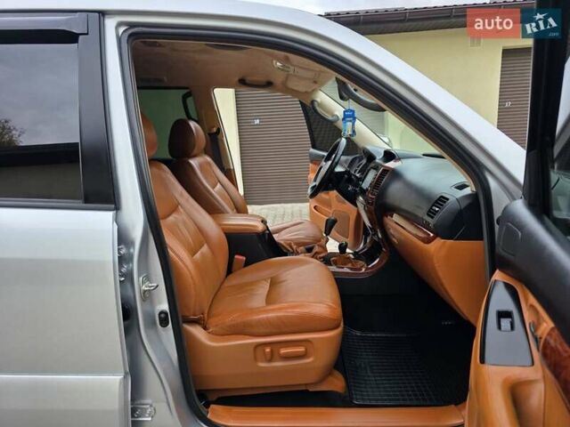 Тойота Ленд Крузер Прадо 2006 в Хмельницком на Automoto.ua Серый Тойота Ленд Крузер Прадо, объемом двигателя 4 л и пробегом 254 тыс. км за 12999 $, фото 86 на Automoto.ua