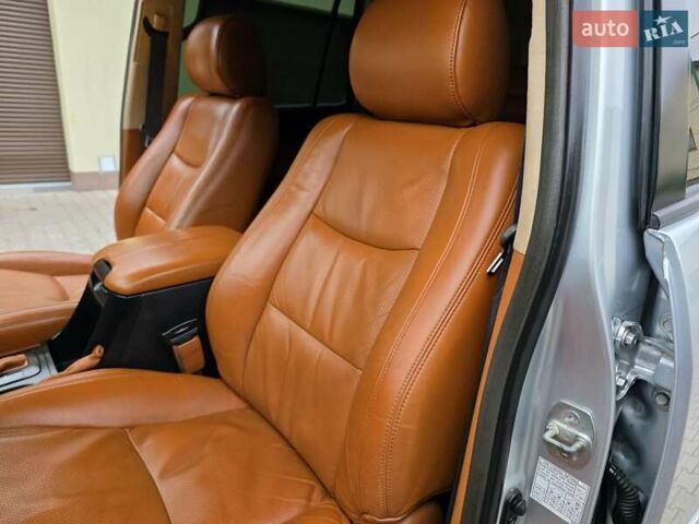 Тойота Ленд Крузер Прадо 2006 в Хмельницком на Automoto.ua Серый Тойота Ленд Крузер Прадо, объемом двигателя 4 л и пробегом 254 тыс. км за 12999 $, фото 70 на Automoto.ua