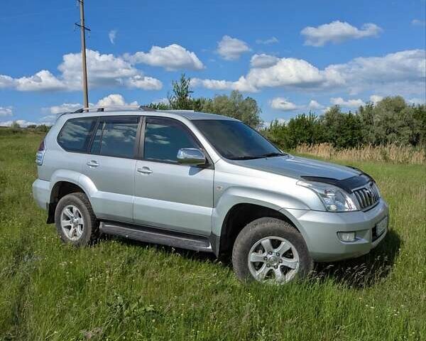 Серый Тойота Ленд Крузер Прадо, объемом двигателя 2.69 л и пробегом 229 тыс. км за 12000 $, фото 5 на Automoto.ua