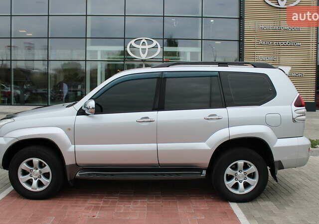 Сірий Тойота Ленд Крузер Прадо, об'ємом двигуна 3.96 л та пробігом 237 тис. км за 14900 $, фото 3 на Automoto.ua